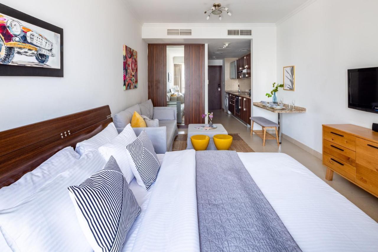 Frank Porter - Goldcrest Executive Apartment Dubai Exterior photo